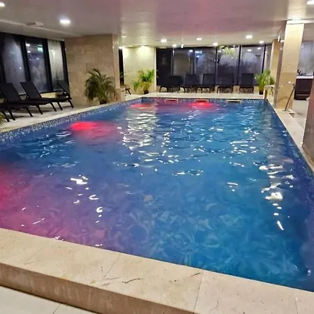 Bellmarina- And Pool Năvodari