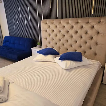 Bellmarina- And Pool