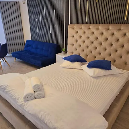 Bellmarina- And Pool *