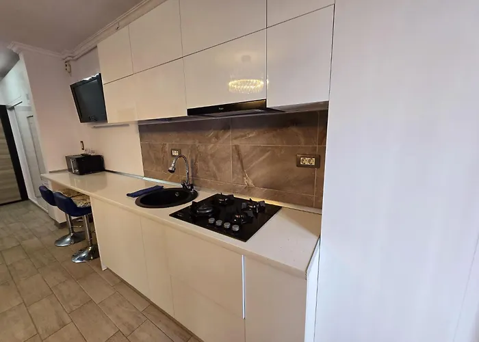 Bellmarina- And Pool