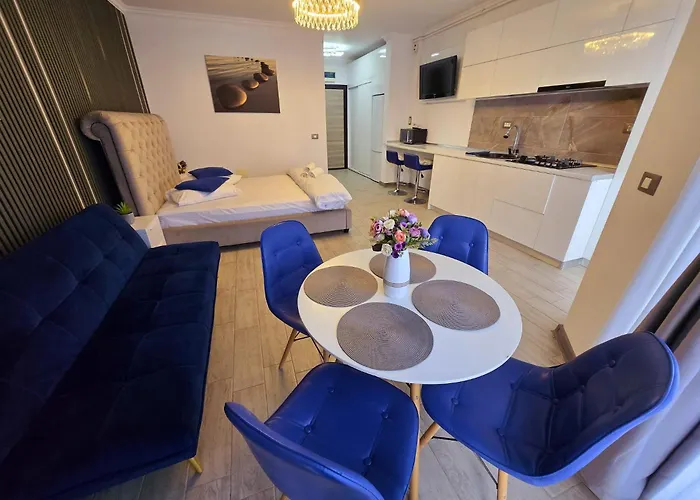 Bellmarina- And Pool * Navodari