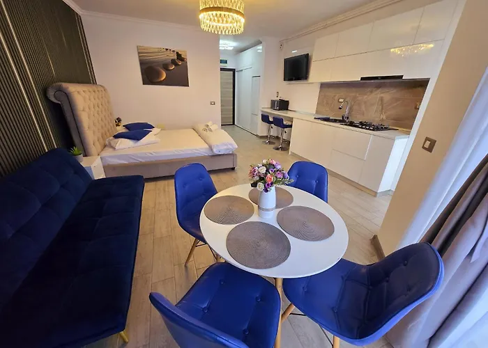 Bellmarina- And Pool Apartment Navodari