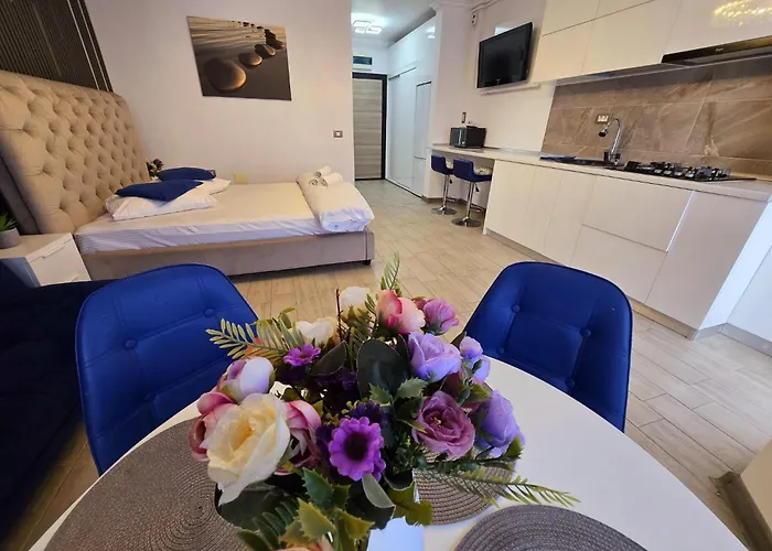 Apartment Bellmarina- And Pool Navodari