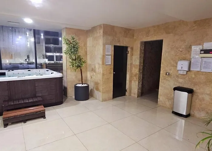 Bellmarina- And Pool Navodari